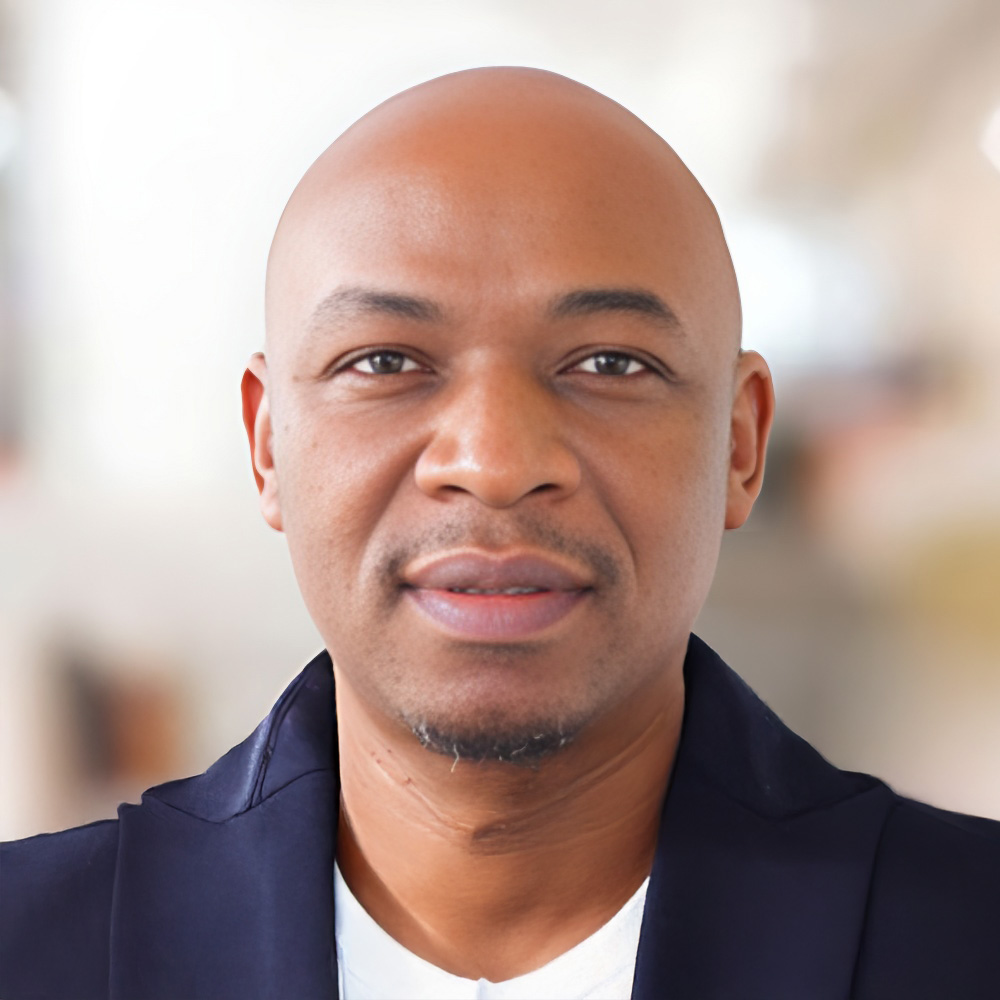 Dr Lungisani Dladla